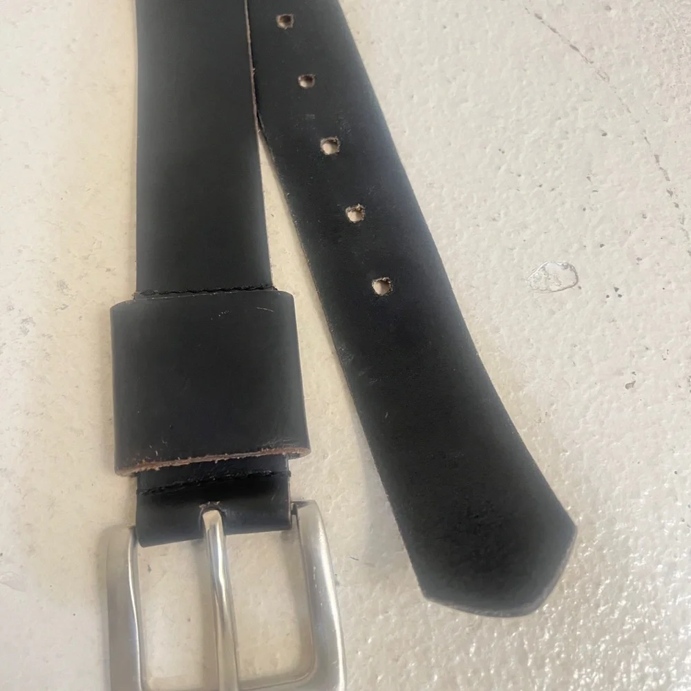 Unisex Black genuine leather  silver tone buckle distressed‎ western belt small